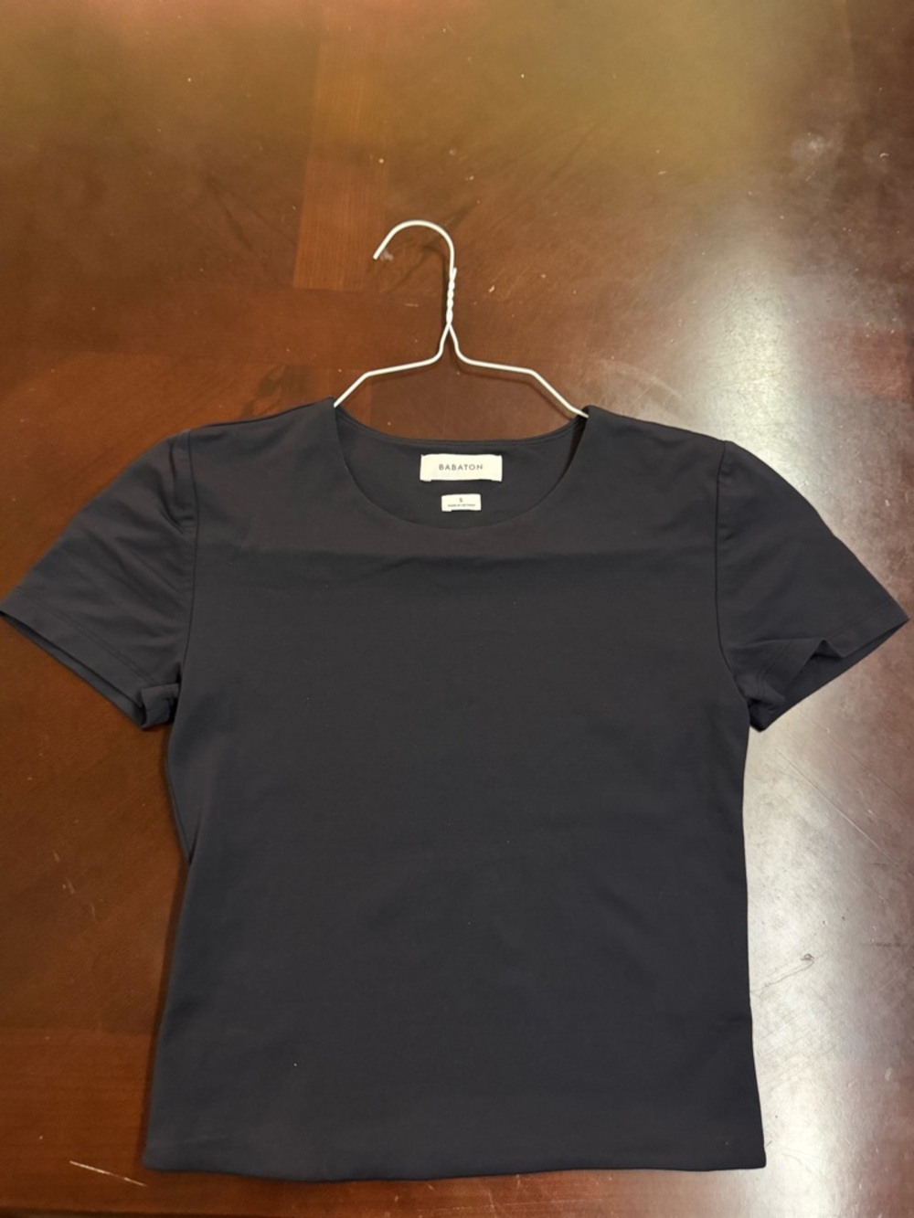 Babaton Women's Crewneck Short Sleeve Top in Black